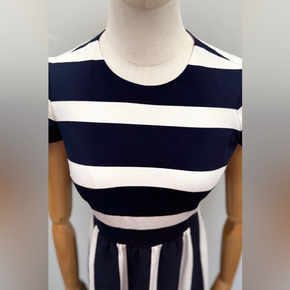 Eliza J Navy and Cream Striped Dress Size 2 Polyester Spandex Rayon - Picture 5 of 12